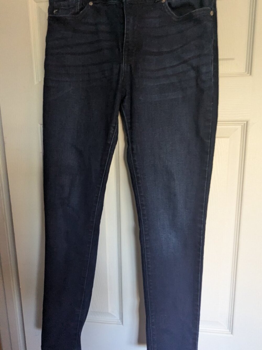 KanCan Skinny Jeans